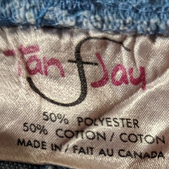 Vintage - Jean Style Skirt- Tan Jay - 32 inch strech waist - Picture 2 of 4